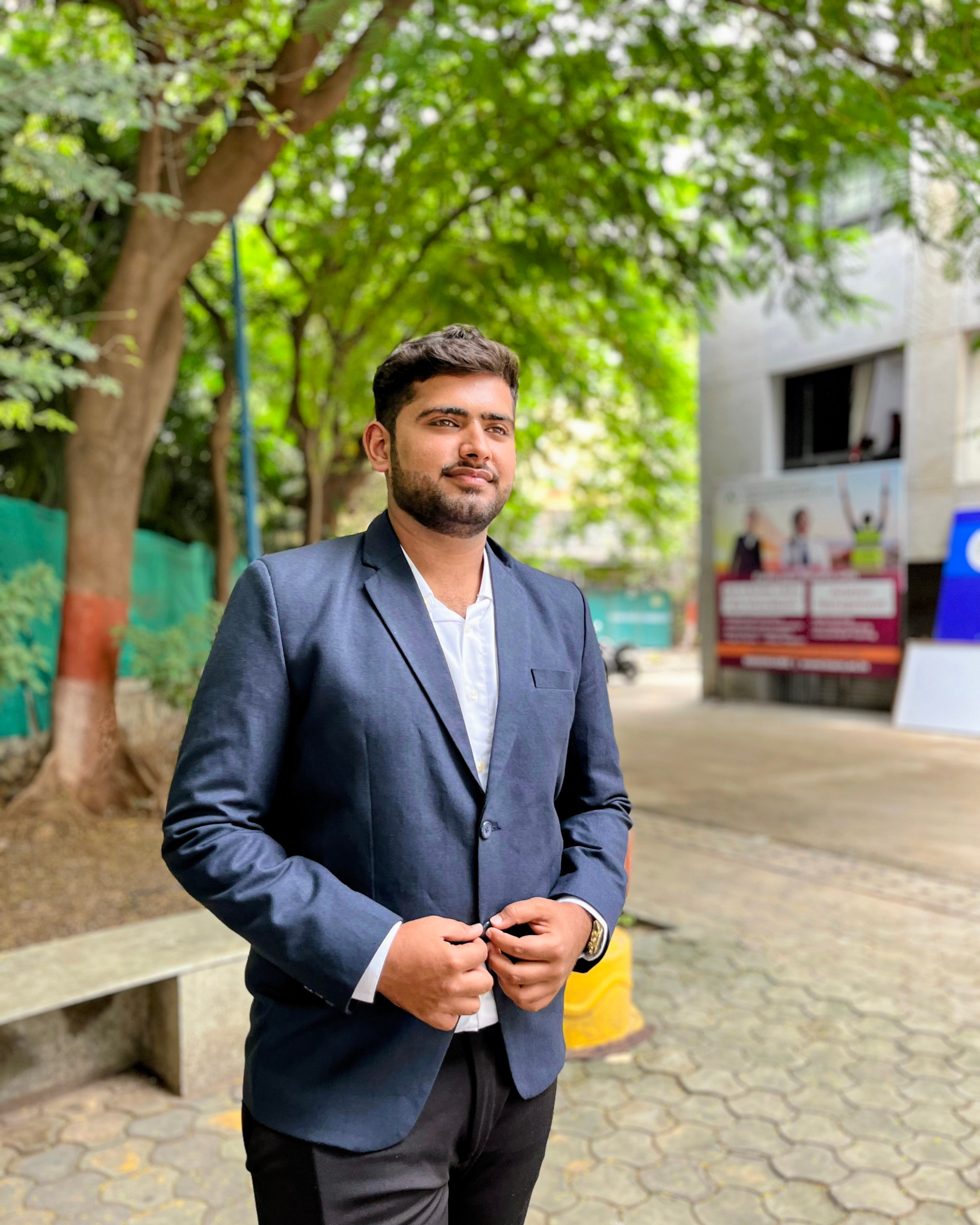 Rtr. Divesh Panjabi